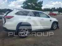 2015 Toyota Highlander фото