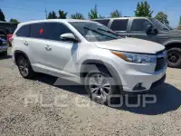 2015 Toyota Highlander photo