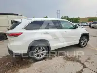 2015 Toyota Highlander фото