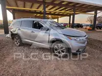 2015 Toyota Highlander фото