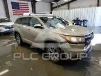 2015 Toyota Highlander photo