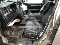 2015 Toyota Highlander photo