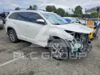 2015 Toyota Highlander фото