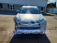 2015 Toyota Highlander фото