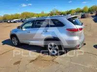 2015 Toyota Highlander фото