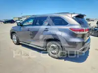 2015 Toyota Highlander photo