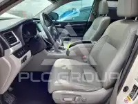 2015 Toyota Highlander photo