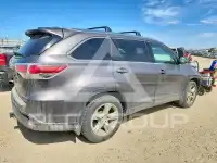 2015 Toyota Highlander фото