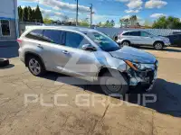 2015 Toyota Highlander фото