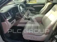 2015 Toyota Highlander photo