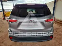 2015 Toyota Highlander photo