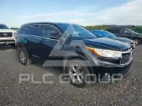 2015 Toyota Highlander photo