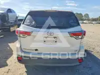 2015 Toyota Highlander photo