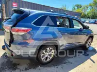 2015 Toyota Highlander photo