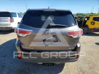 2015 Toyota Highlander photo