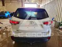 2015 Toyota Highlander photo