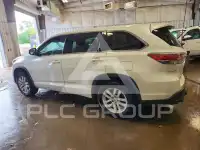 2015 Toyota Highlander photo