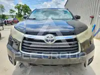 2015 Toyota Highlander photo