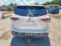 2015 Toyota Highlander photo