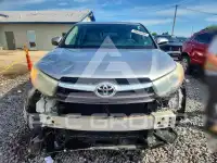 2015 Toyota Highlander фото