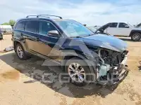 2015 Toyota Highlander photo