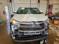 2015 Toyota Highlander photo