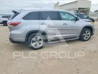 2015 Toyota Highlander photo
