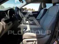 2015 Toyota Highlander photo