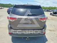 2015 Toyota Highlander photo