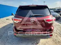 2015 Toyota Highlander photo