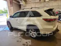 2015 Toyota Highlander photo