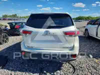 2015 Toyota Highlander photo