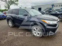 2015 Toyota Highlander фото