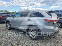 2015 Toyota Highlander photo