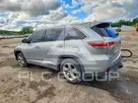 2015 Toyota Highlander photo