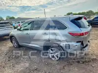 2015 Toyota Highlander фото