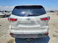 2015 Toyota Highlander photo
