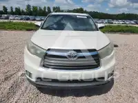 2015 Toyota Highlander photo