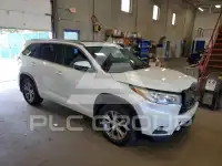 2015 Toyota Highlander photo