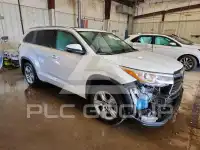 2015 Toyota Highlander photo