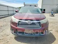 2015 Toyota Highlander photo