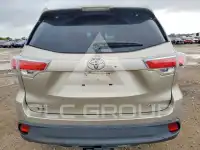 2015 Toyota Highlander photo