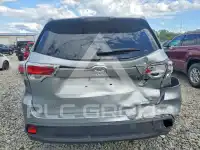 2015 Toyota Highlander photo