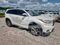 2015 Toyota Highlander photo