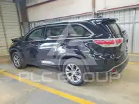 2015 Toyota Highlander photo