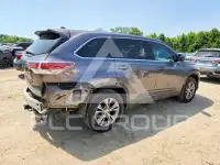 2015 Toyota Highlander фото