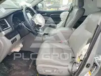 2015 Toyota Highlander photo