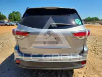 2015 Toyota Highlander photo