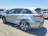 2015 Toyota Highlander photo