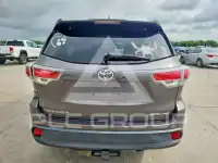 2015 Toyota Highlander photo